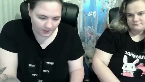 Snapshot of hotpanthers chatting on October 5, 3:28 pm hotpanthers online show from October 5, 3:28 pm