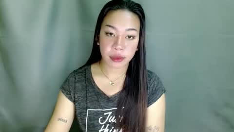 jelaigrande  online show from January 15, 9:04 am