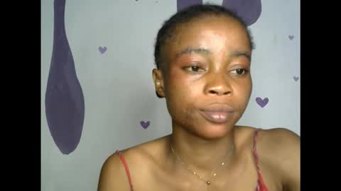 Snapshot of hottie_baddie14 chatting on October 1, 7:24 am hottie baddie14 online show from October 1, 7:24 am