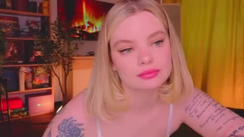 Jane  online show from April 24, 11:02 am