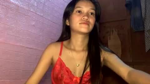 hottie_ptite online show from June 15, 11:21 am