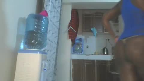 Snapshot of hottie_vera chatting on October 7, 8:19 am vera online show from October 7, 8:19 am