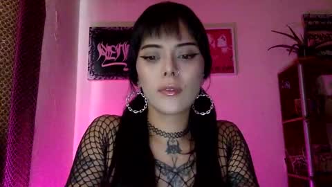 Tat  online show from February 25, 5:51 pm