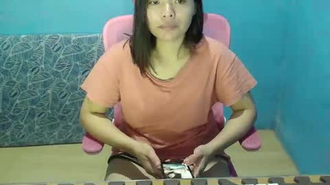 hottypinay300716 online show from February 26, 1:15 am