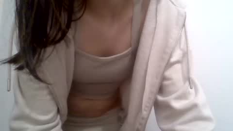 Hotwixx online show from January 9, 9:37 pm