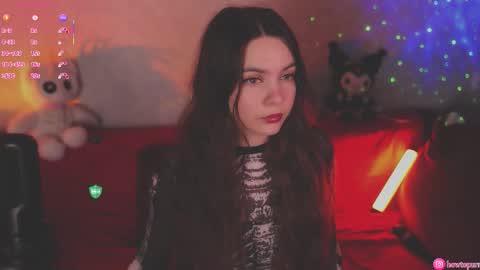 Mia online show from November 3, 4:44 pm