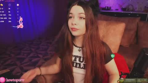 Mia online show from April 25, 5:32 pm