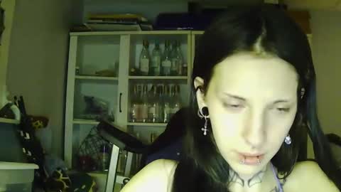 Onyx Avery online show from April 11, 6:52 am