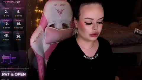 Maddison online show from July 6, 1:44 am
