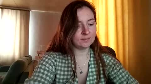 HumpyGrey online show from March 2, 6:14 am