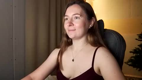 HumpyGrey online show from December 4, 5:24 pm