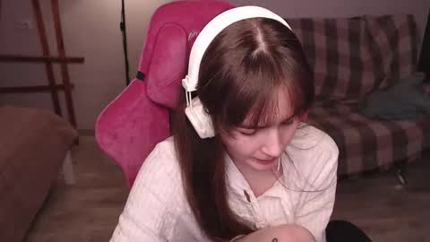 elisabeth online show from November 12, 12:58 pm