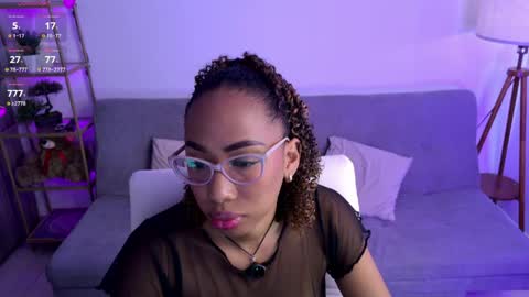 Lul  online show from May 7, 4:32 pm
