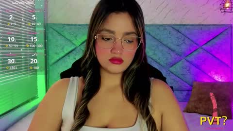 iam_lina online show from March 4, 7:31 pm