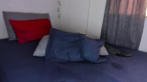 Samantha Marin online show from January 15, 6:36 pm