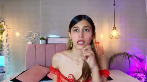 Snapshot of iam_sofii chatting on October 20, 7:50 pm sofi online show from October 20, 7:50 pm