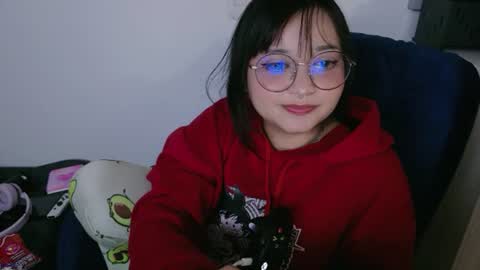Zoe 3 online show from July 14, 3:00 am