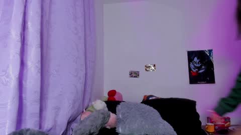 Zoe 3 online show from December 30, 6:53 am