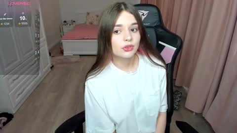 Snapshot of iamcassidy chatting on October 23, 9:26 am Cassie STREAMS HERE EVERYDAY online show from October 23, 9:26 am