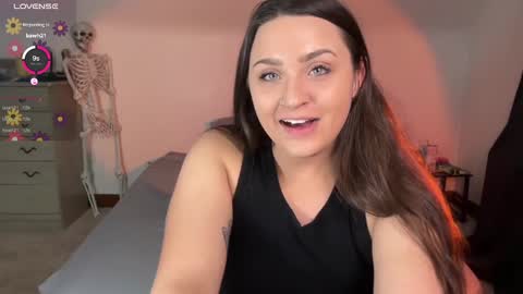Snapshot of iamcrystalann chatting on February 26, 3:35 am Crystal online show from February 26, 3:35 am