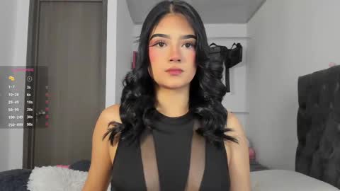 Snapshot of iamjulietaa chatting on September 10, 8:09 pm    online show from September 10, 8:09 pm