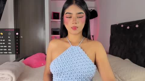 Snapshot of iamjulietaa chatting on January 15, 11:40 pm    online show from January 15, 11:40 pm