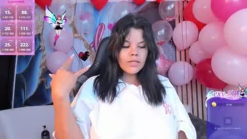 IM LOLA  online show from February 15, 2:55 pm