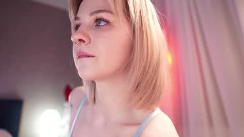 Nina  online show from January 6, 7:35 pm