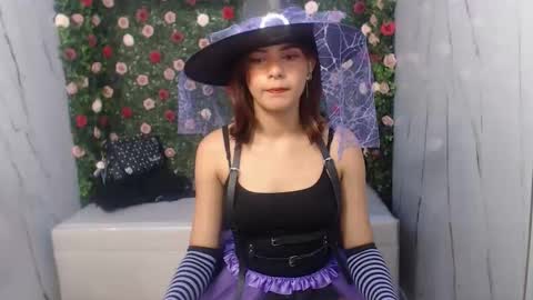 ice_199 online show from October 28, 2:39 am