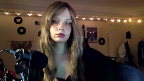 Nina online show from February 15, 12:02 am