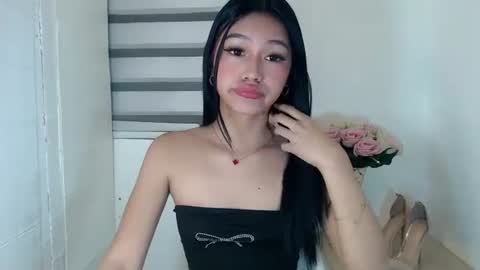 Snapshot of icy_19 chatting on January 15, 4:04 am icy_19 online show from January 15, 4:04 am