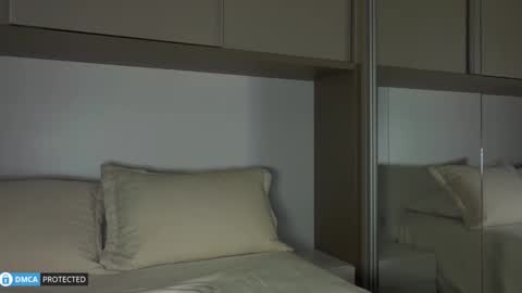 Ivy online show from November 13, 11:26 pm