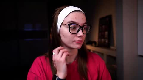 ileanacampbel online show from December 15, 4:40 am