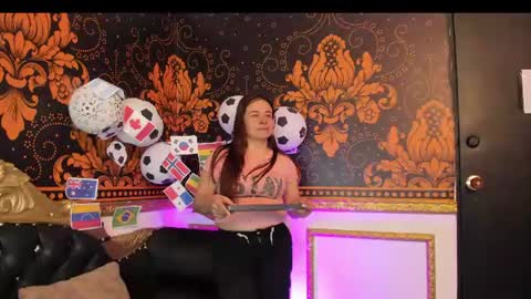 LILY online show from June 23, 11:52 am