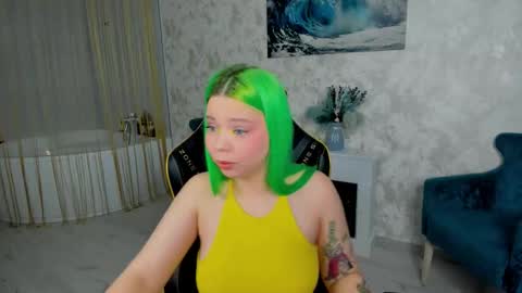 Snapshot of im__youre_sunshine chatting on October 9, 7:51 pm Roxy online show from October 9, 7:51 pm