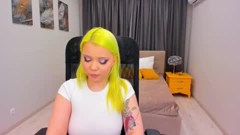 Snapshot of im__youre_sunshine chatting on March 10, 7:50 pm Roxy online show from March 10, 7:50 pm