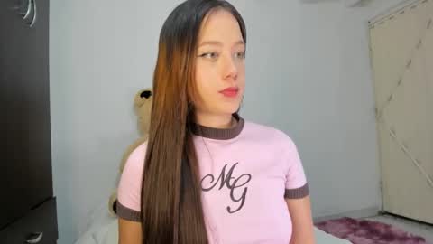 Caro   online show from May 1, 4:37 am