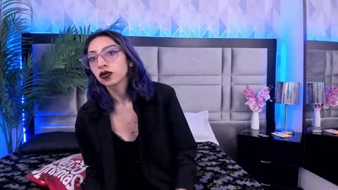 Snapshot of im_gaia chatting on December 29, 12:23 pm Im Gaia online show from December 29, 12:23 pm