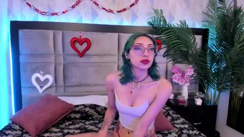 Snapshot of im_gaia chatting on February 11, 1:51 pm Im Gaia online show from February 11, 1:51 pm