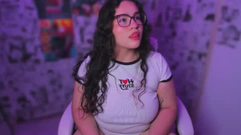 mei mei uwu online show from June 22, 3:25 am