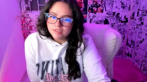 mei mei uwu online show from March 13, 2:46 am