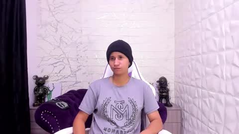 im_milan_rs online show from February 10, 12:08 am