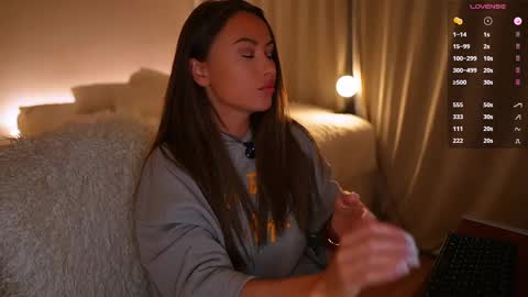 Milla online show from March 1, 2:02 pm