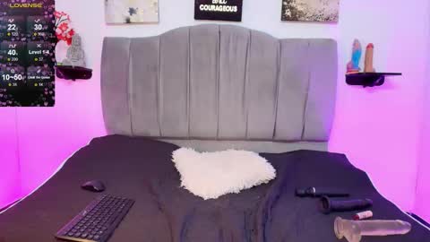 im_riley_ online show from February 27, 8:52 pm