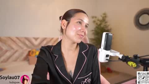 imjess_ online show from March 15, 6:54 pm