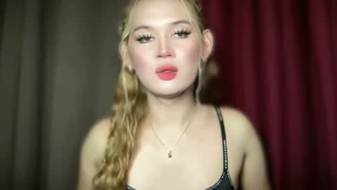 Mika online show from February 6, 1:25 pm