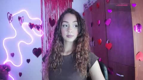 mia ---------  COL TIME online show from February 15, 11:04 pm