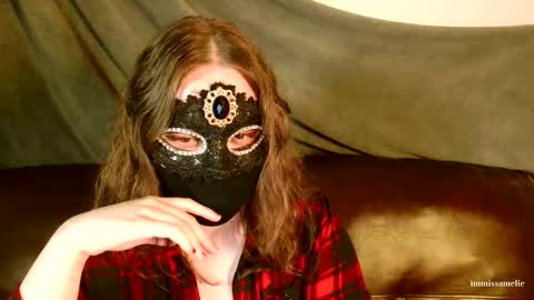 Miss Amelie online show from March 15, 1:07 am