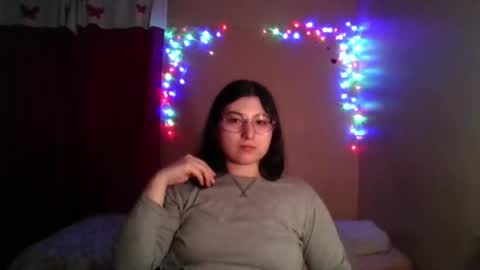 Florencia online show from May 6, 2:04 am