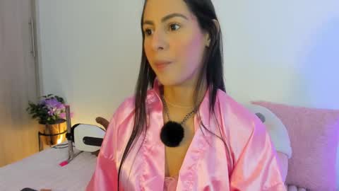 Snapshot of imvickyrachell_ chatting on September 21, 3:10 pm imvickyrachell_ online show from September 21, 3:10 pm